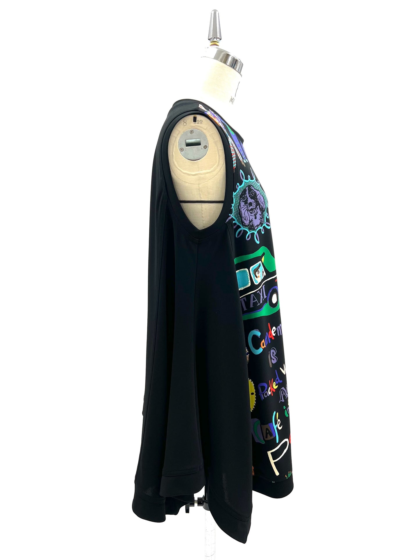 a/  "  London London 丸首ジレ B柄