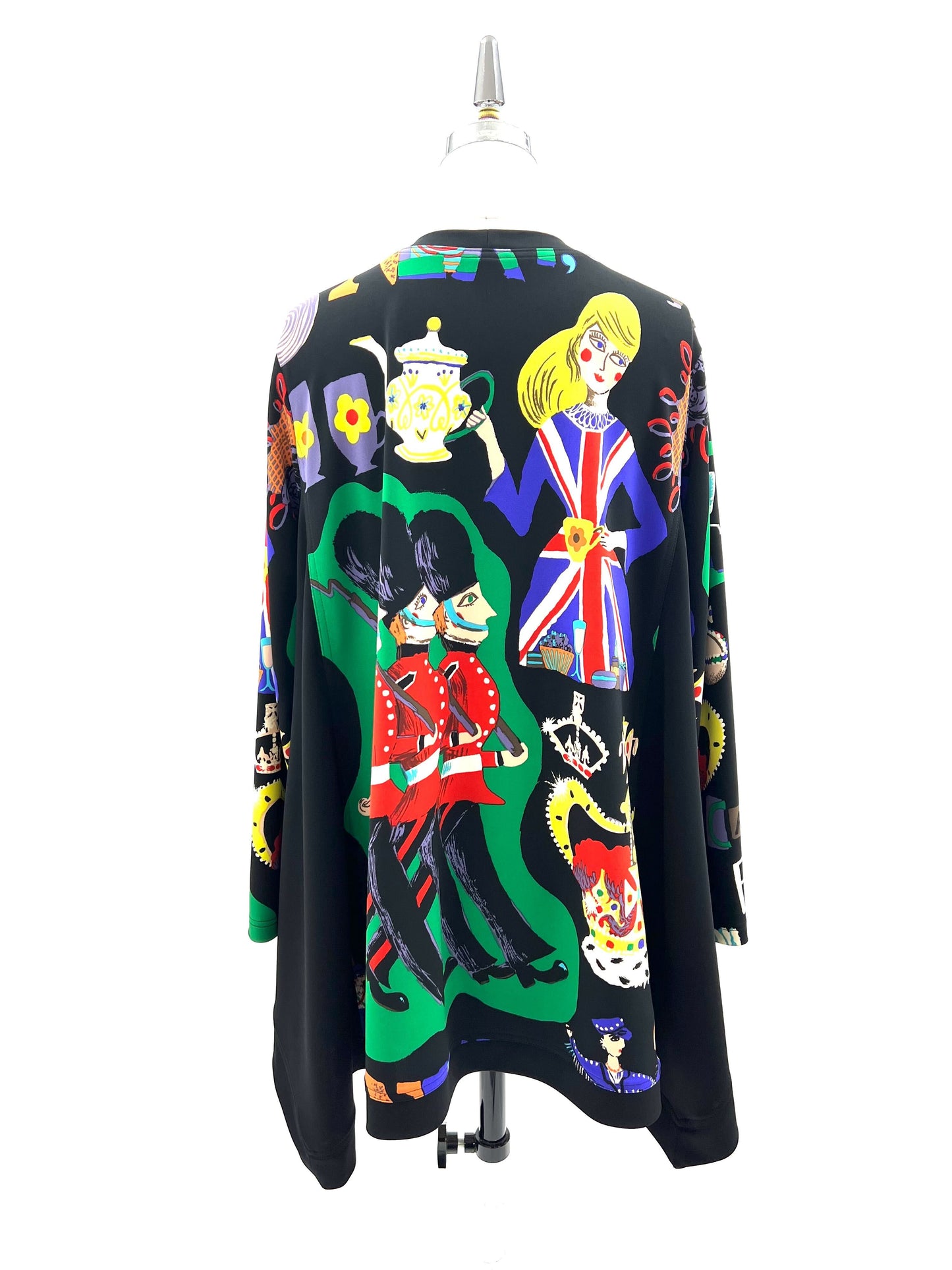 b/ " London London 丸首シャツ B柄