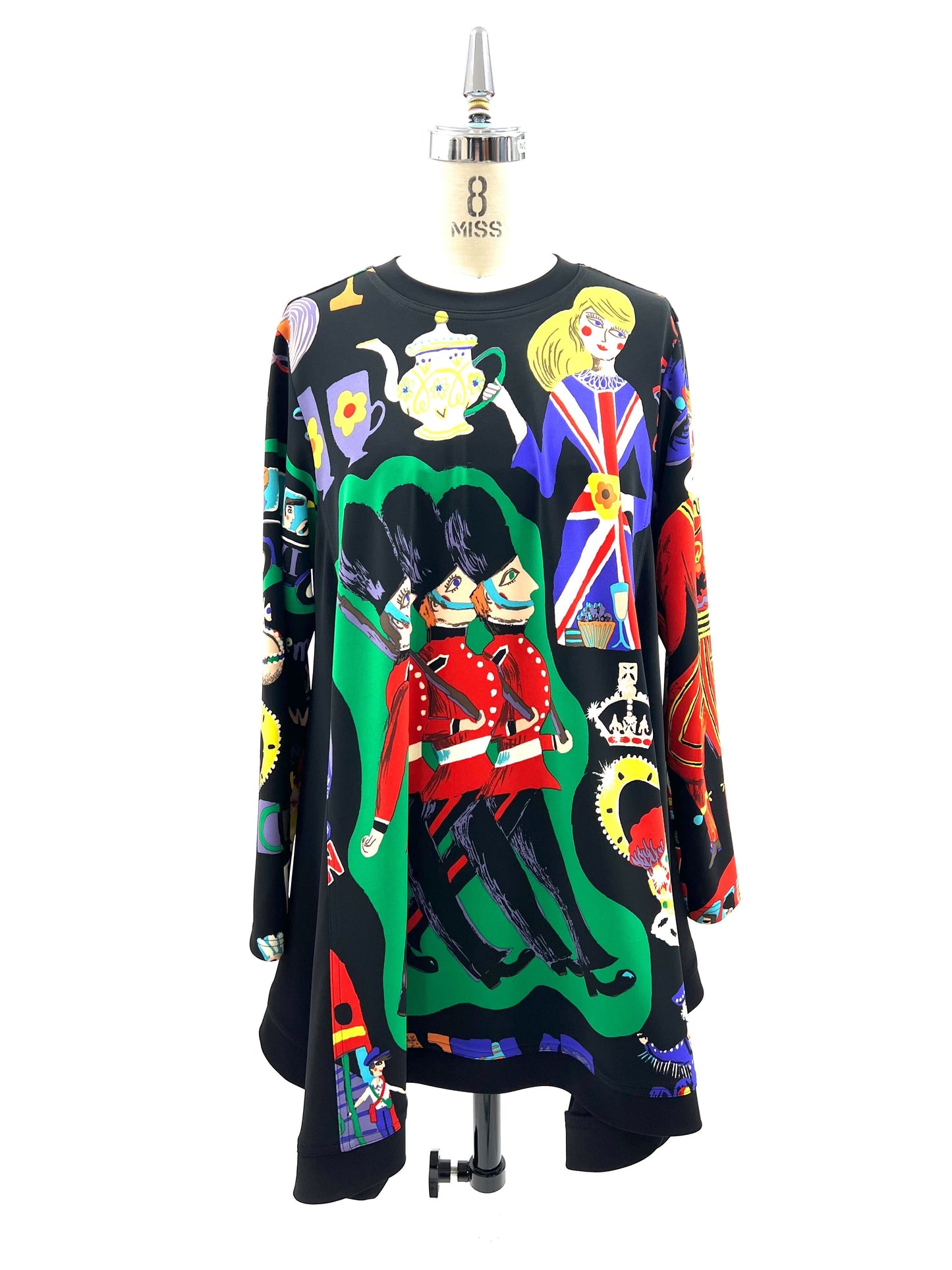 b/  "  London London 丸首シャツ A柄