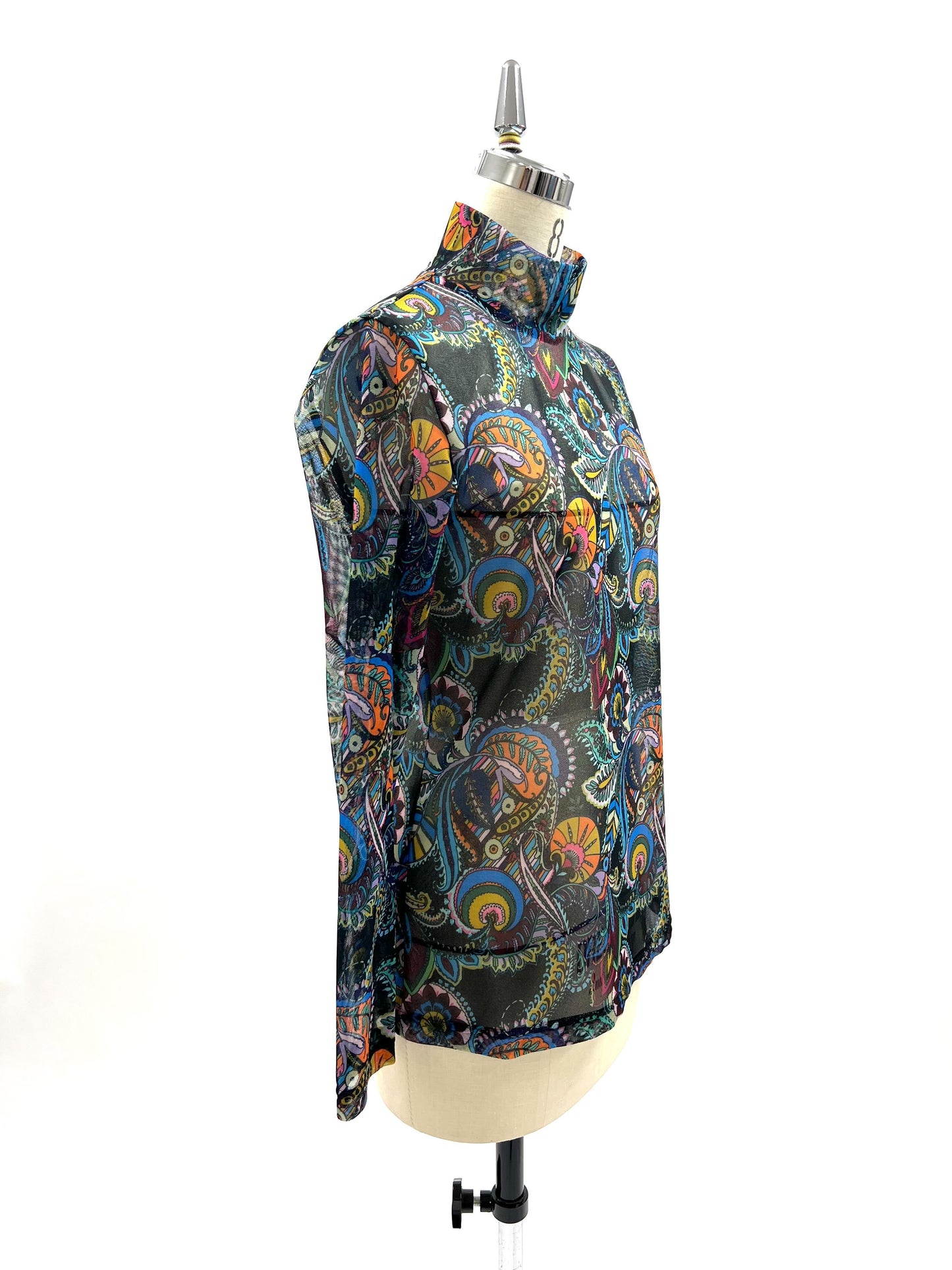 a/  " フラワーペーズリーメッシュTシャツ