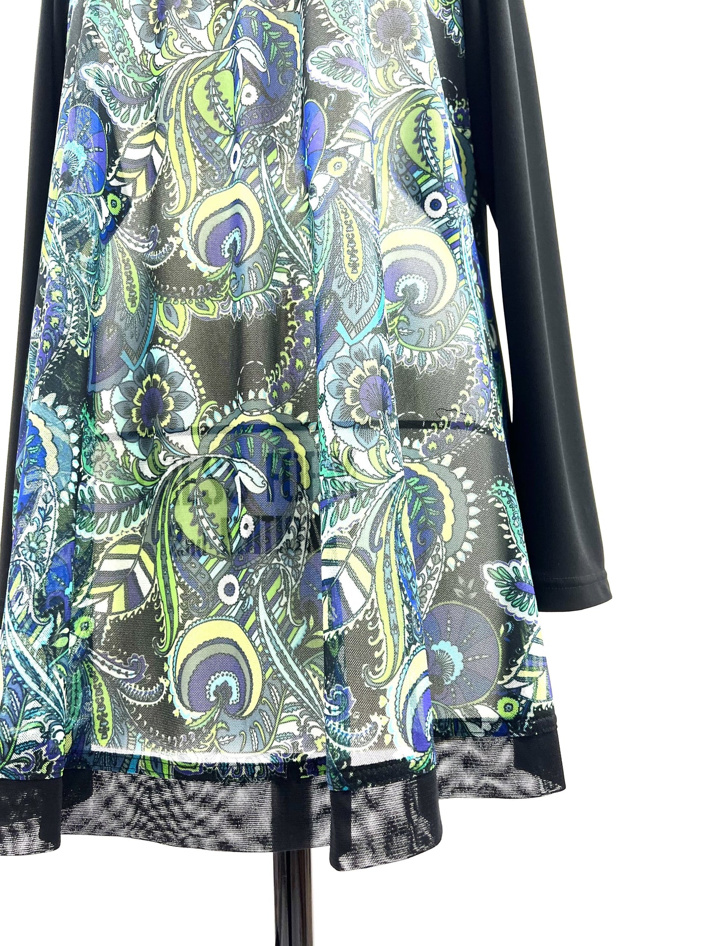 a/  " フラワーペーズリーメッシュシャツ