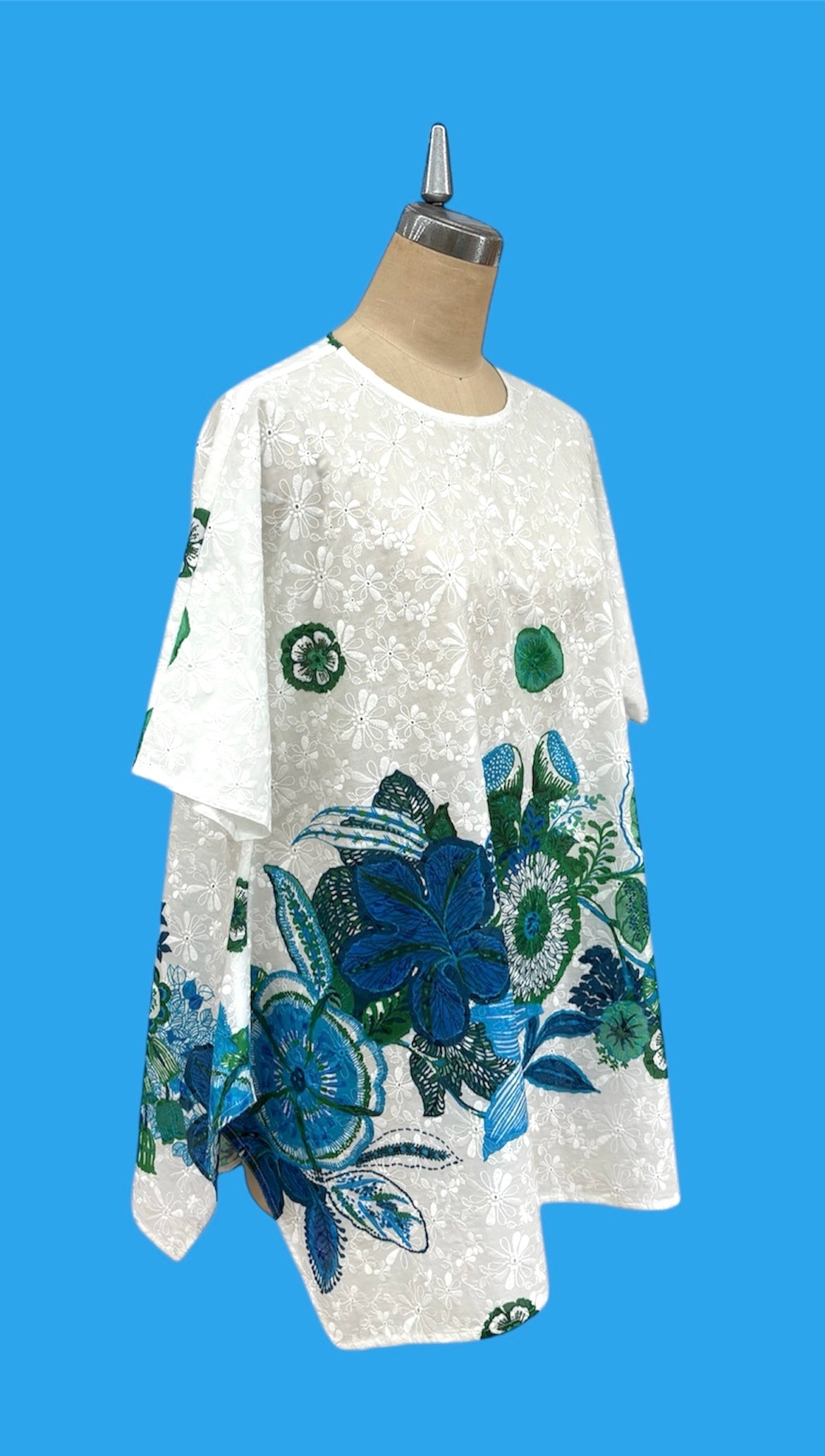 a "NEW ARRIVAL BRITISH BIGフラワープリント ボダー SH