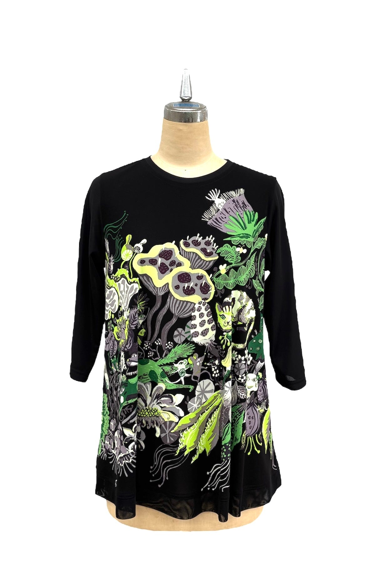 a "NEW ARRIVAL BRITISH Happy Forest ボーダー Tsh BLACK*GREEN