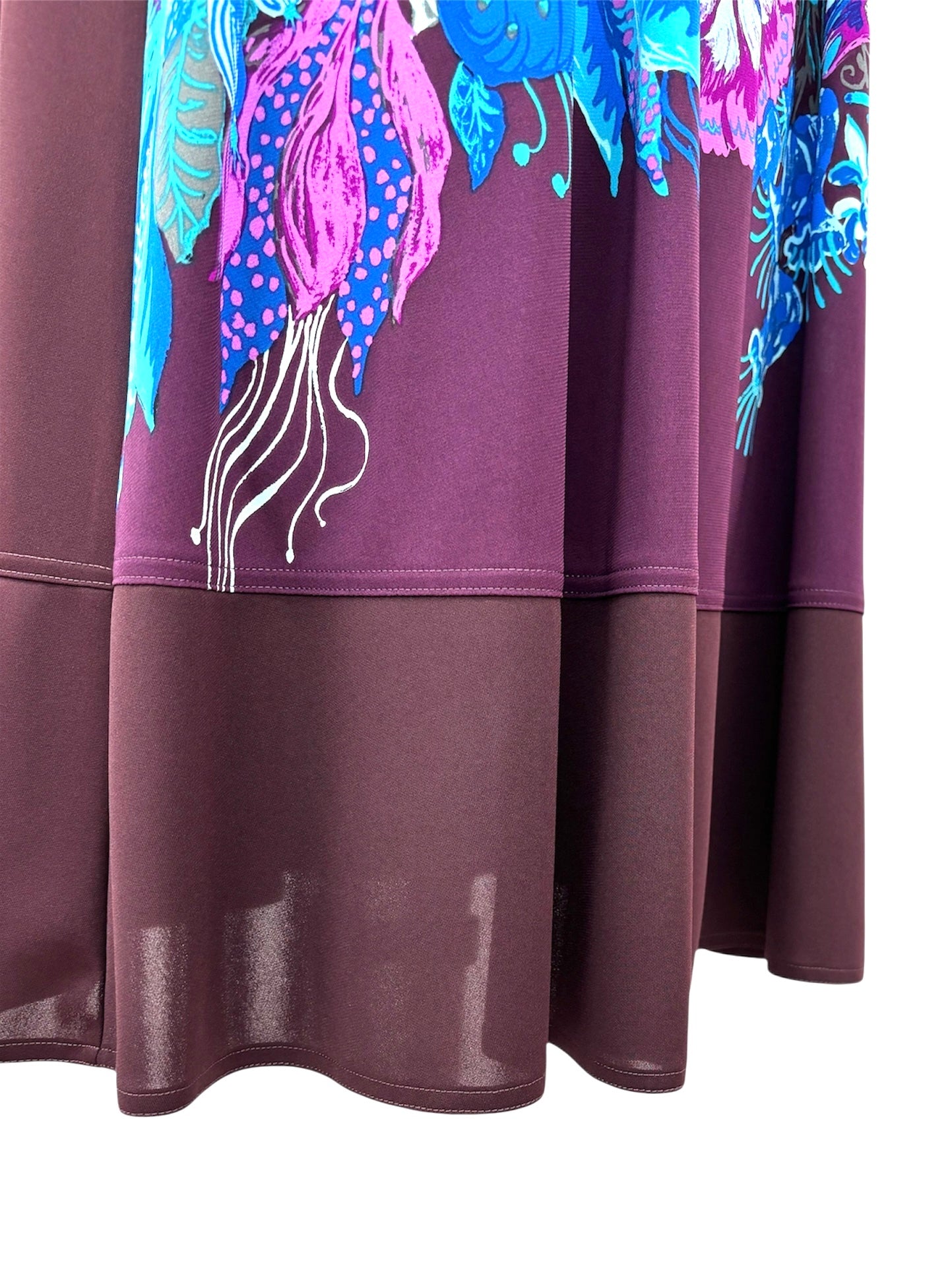 a "NEW ARRIVAL BRITISH Happy Forest ボーダー DR DARK RED