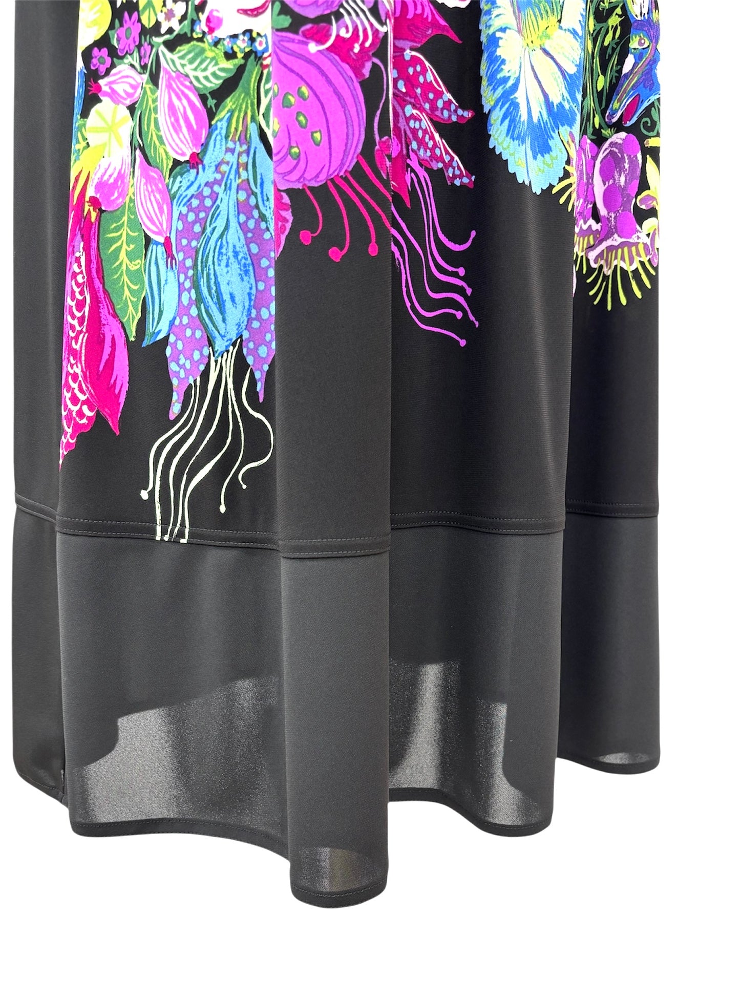 a "NEW ARRIVAL BRITISH Happy Forest ボーダー DR BLACK*BLUE