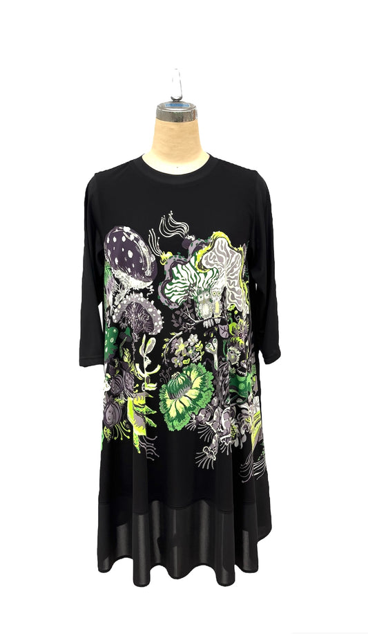 a "NEW ARRIVAL   BRITISH 　Happy Forest  ﾎﾞｰﾀﾞｰ　DR  BLACK＊GREEN